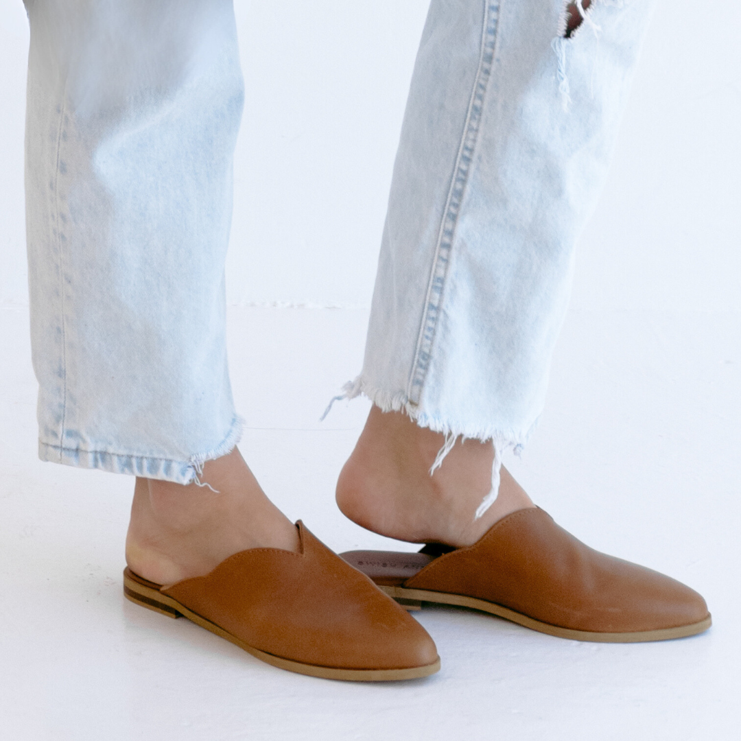 The Everyday Leather Mule - Tan